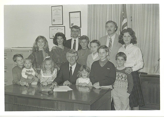 17/28 Judge Edward W. Enslen signs "Family Week" proclamation in 1984